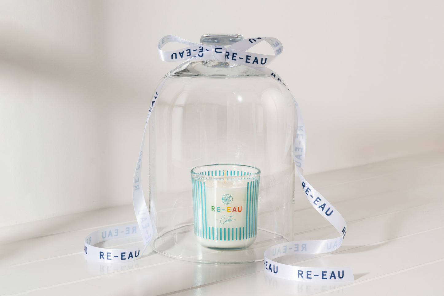 NEW Costa, Hand-Crafted Scented Candle 200grams